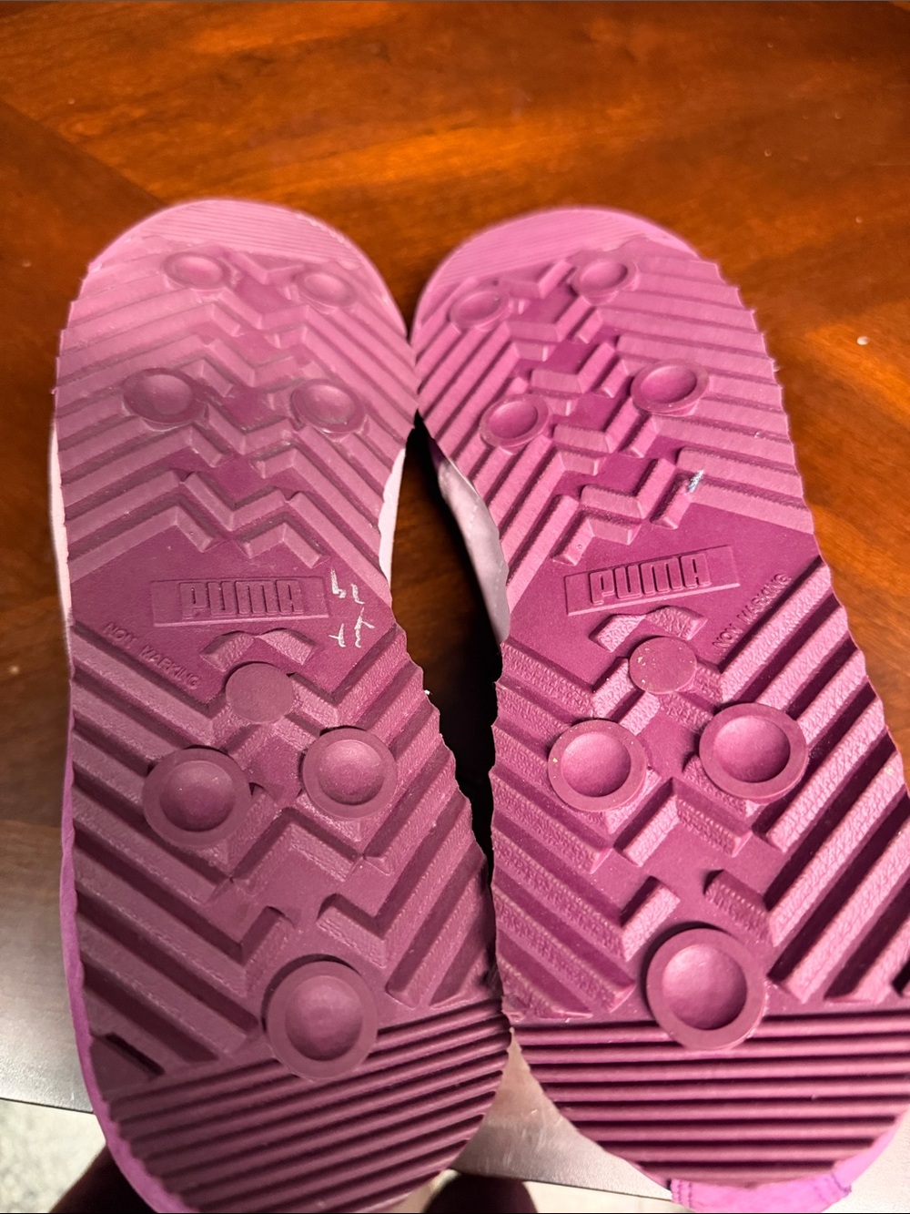 Puma Women's Suede Sneakers in Bright Purple with Pale Stripe - Picture 4 of 4